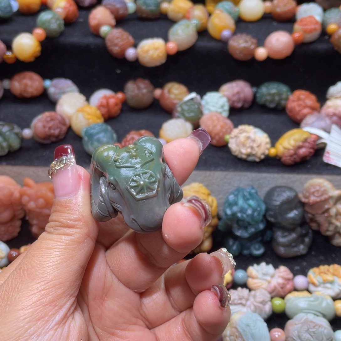 石英质玉手链未镶嵌