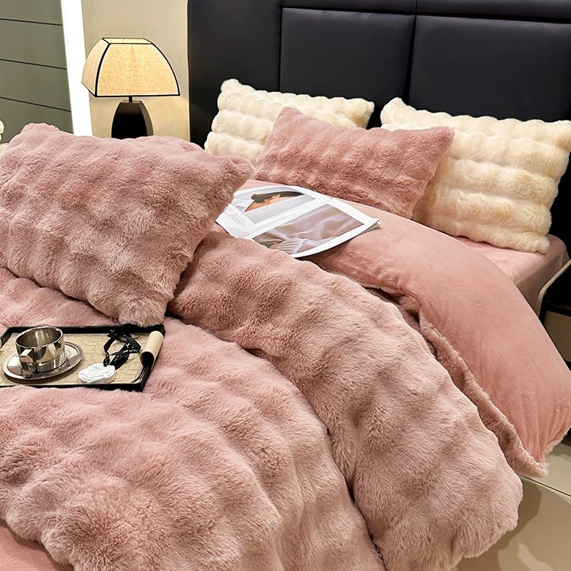 实体店 断码 清! 高克重兔兔绒加厚款牛奶绒四件套