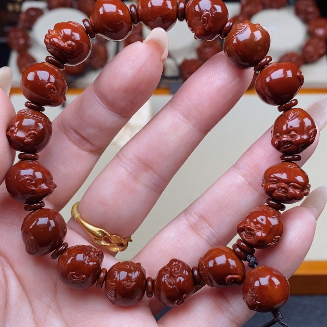 橄榄核吊坠百态人生