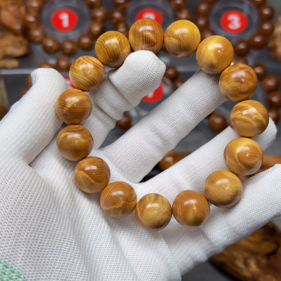 柏木（崖柏）太行崖柏陈化鸡油黄龙胆闪电1.5