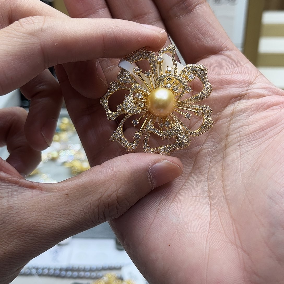 胸饰海水珍珠未镶嵌