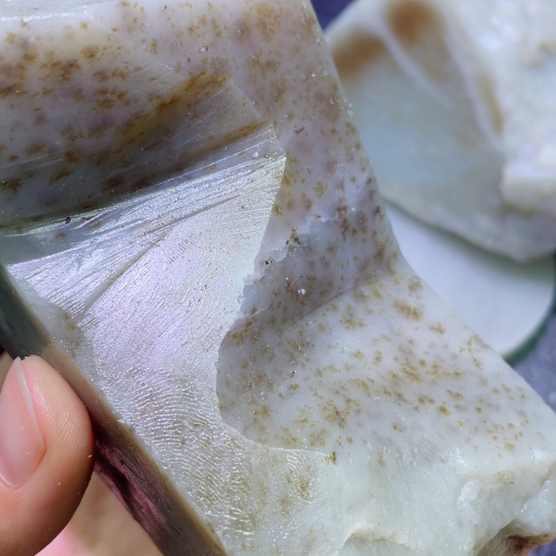 和田玉未镶嵌珠宝半成品