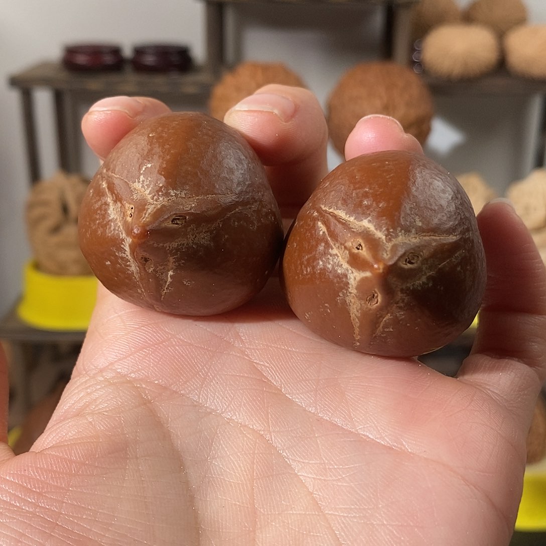 吊坠文玩核桃红橄榄36