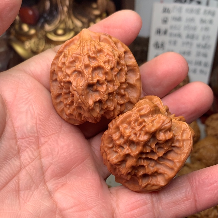 文玩核桃把件白蛇谷