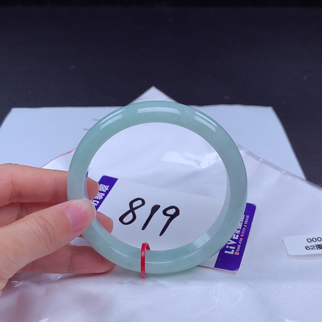 翡翠手镯未镶嵌62圈000409