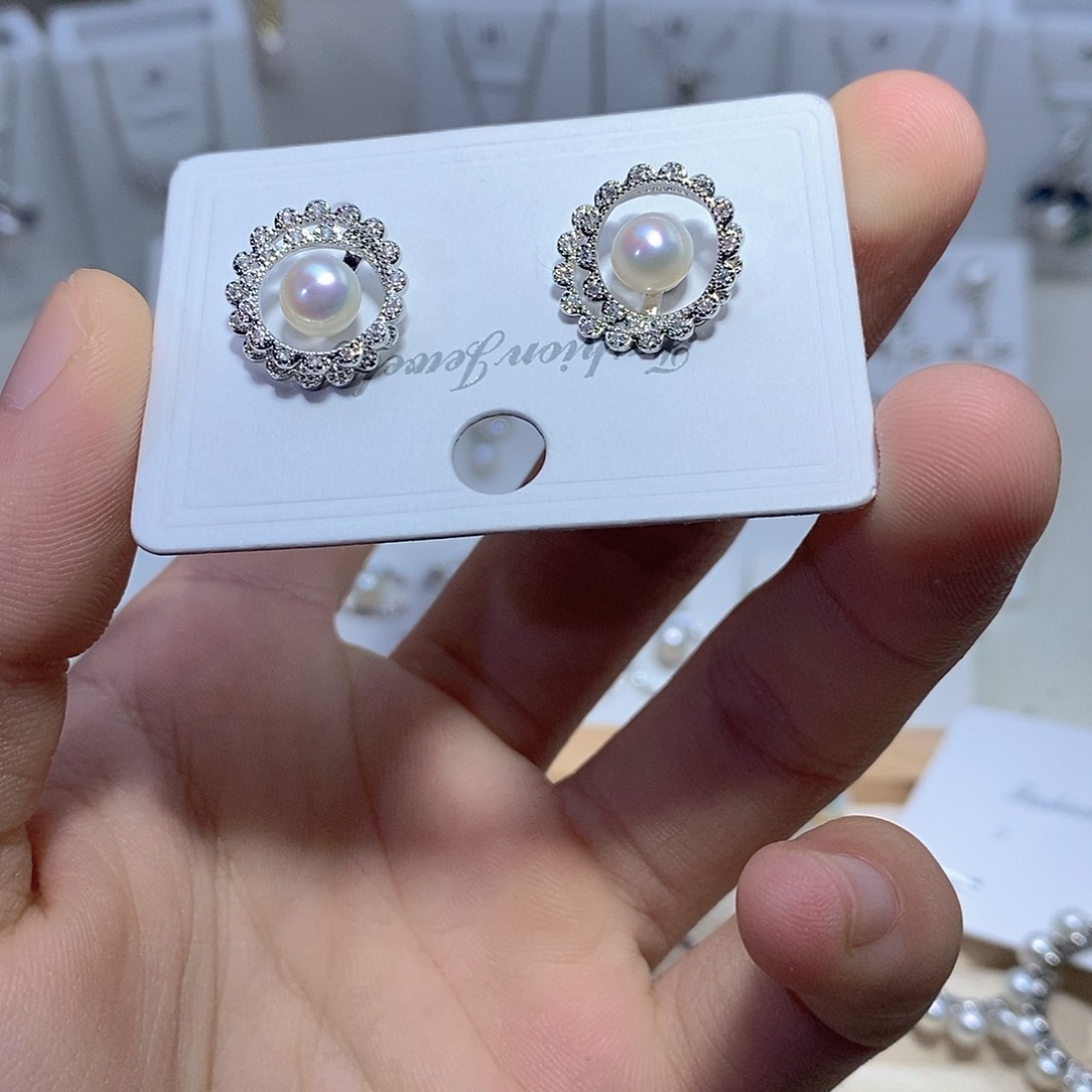 银S925镶嵌耳饰淡水珍珠