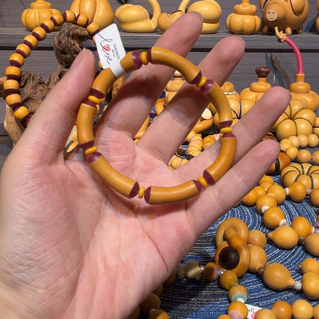 杆子手环。         