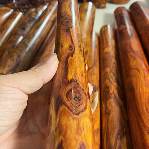 大***、黄花梨/降香黄檀海南木棍