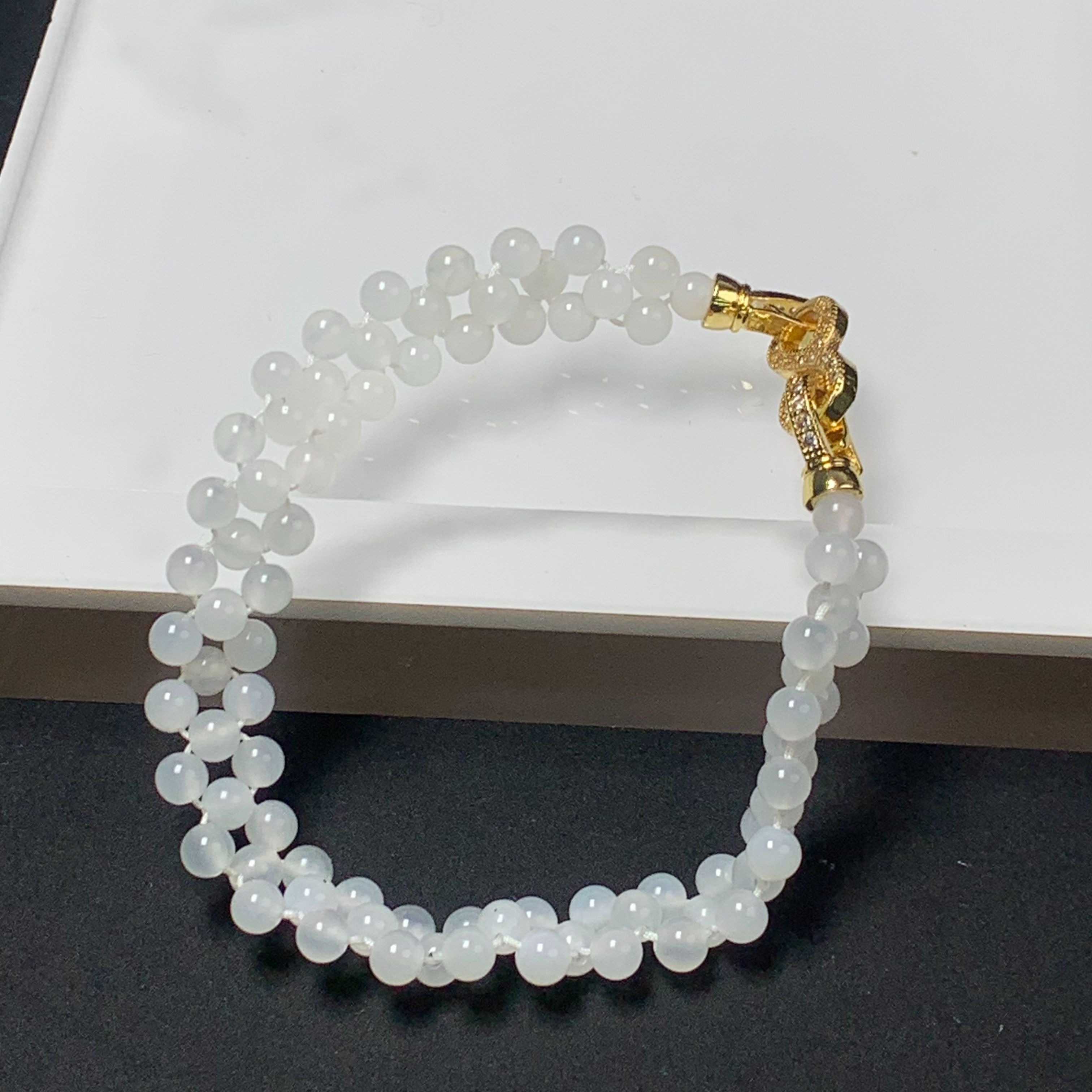 C014珠宝玉石精选和田玉吊坠