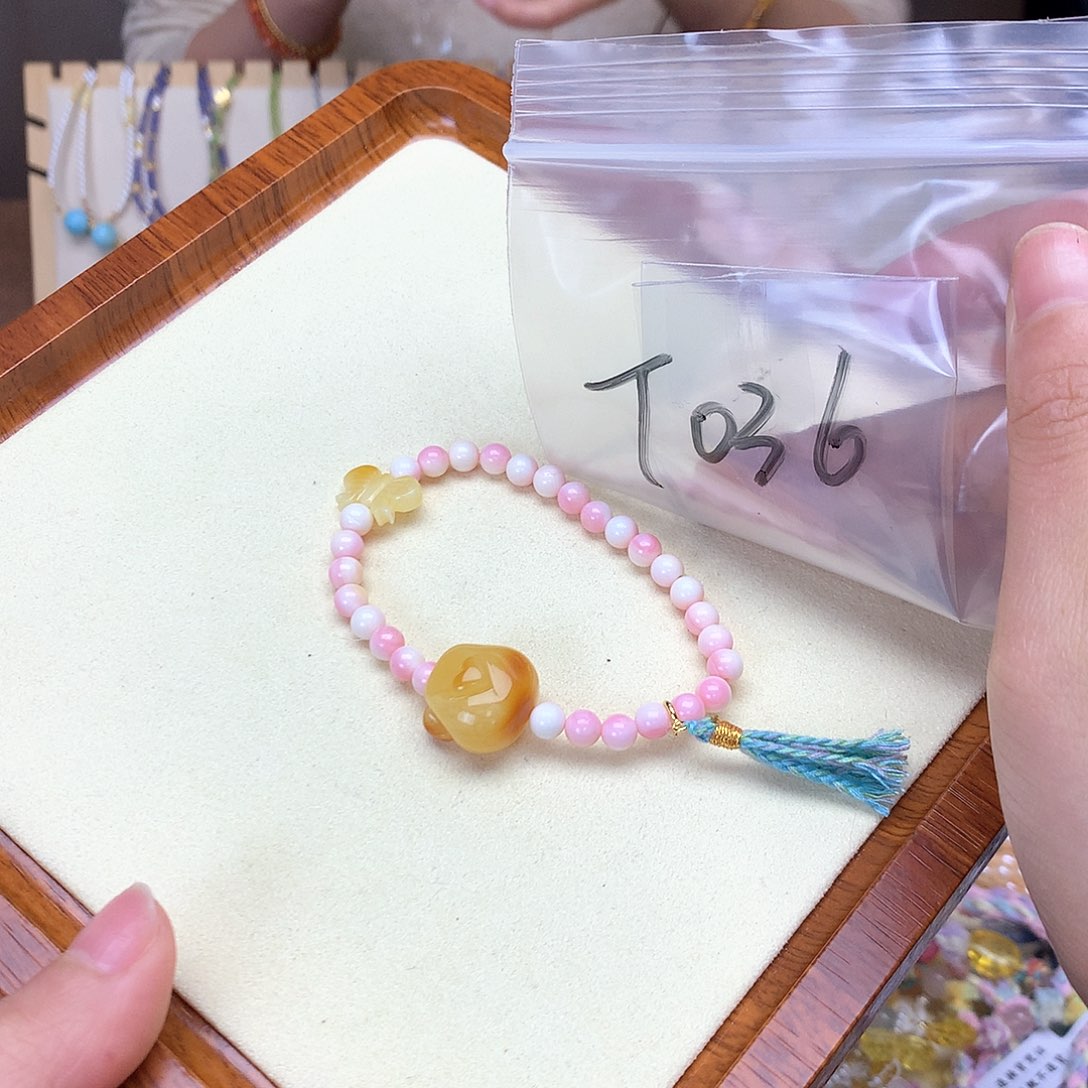 琥珀吊坠(不含链)未镶嵌