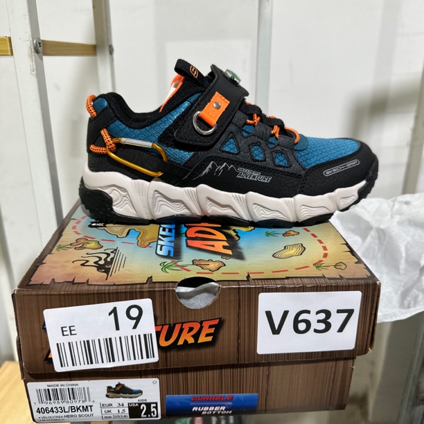 SKECHERS/斯凯奇V637 运动鞋 34码