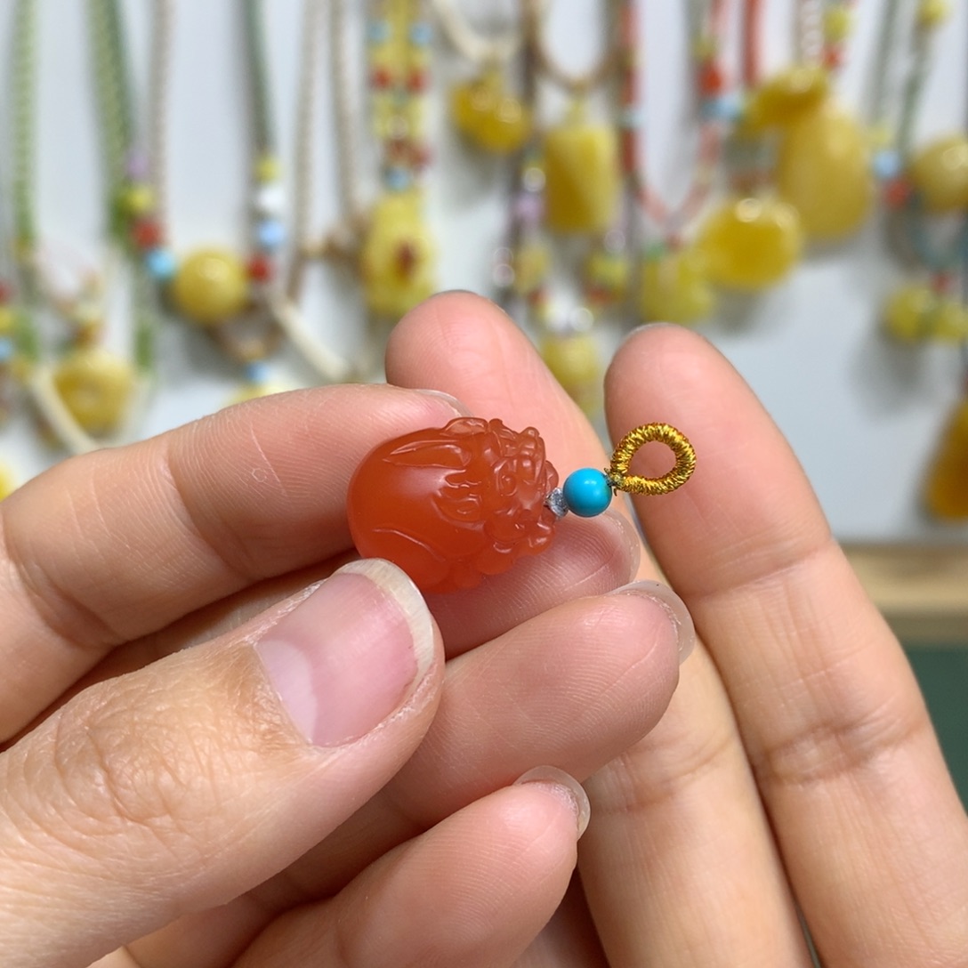 南红玛瑙配饰未镶嵌配饰