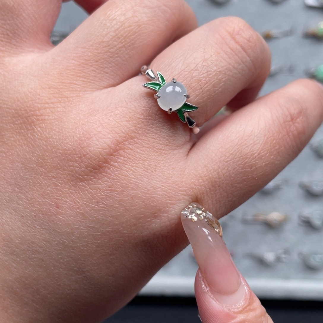 翡翠戒指银S925镶嵌戒指