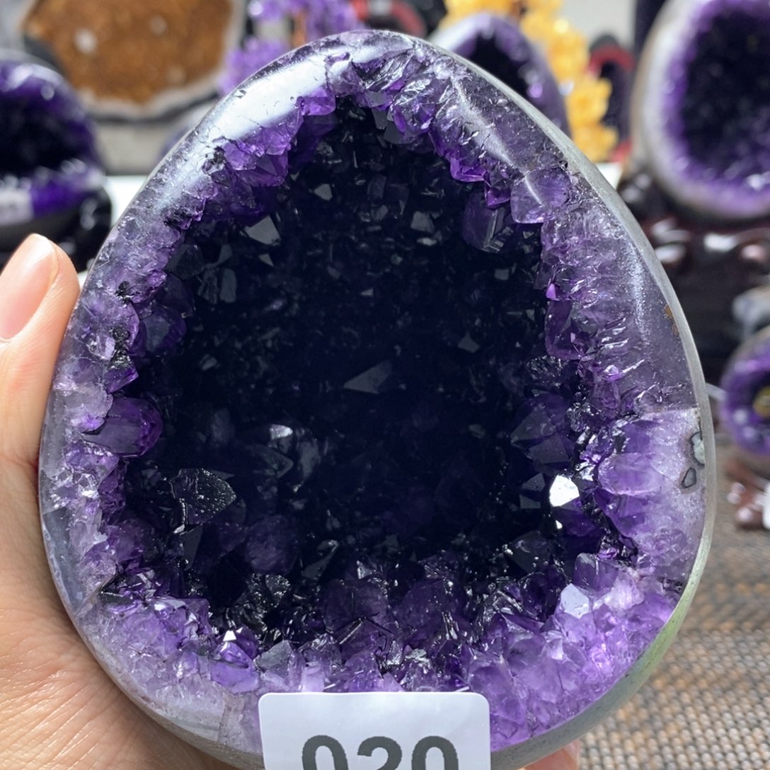大型摆件（非配饰）紫晶未镶嵌