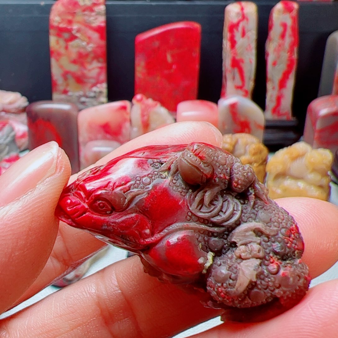 用***6昌化石昌化鸡血石红金蟾