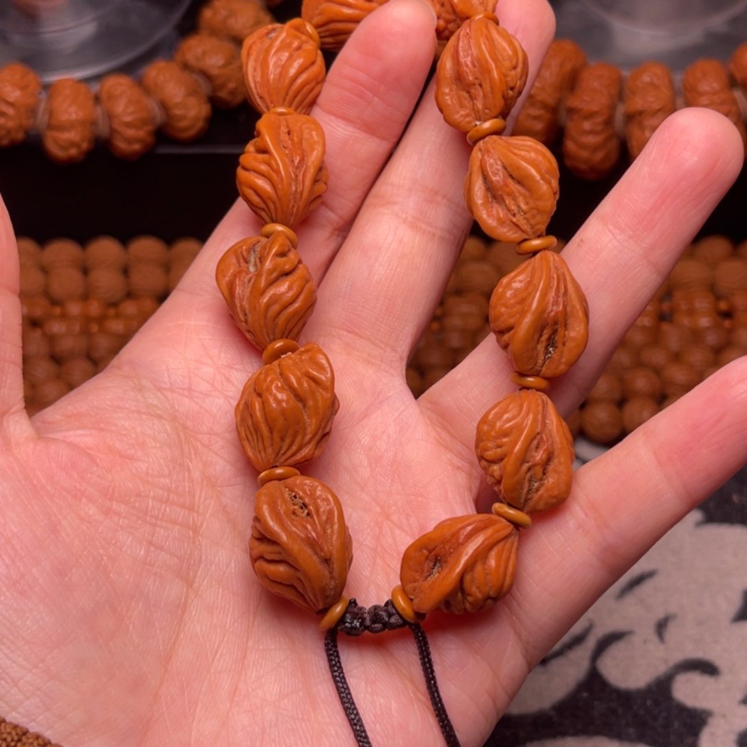 手串桃核龙纹桃核1