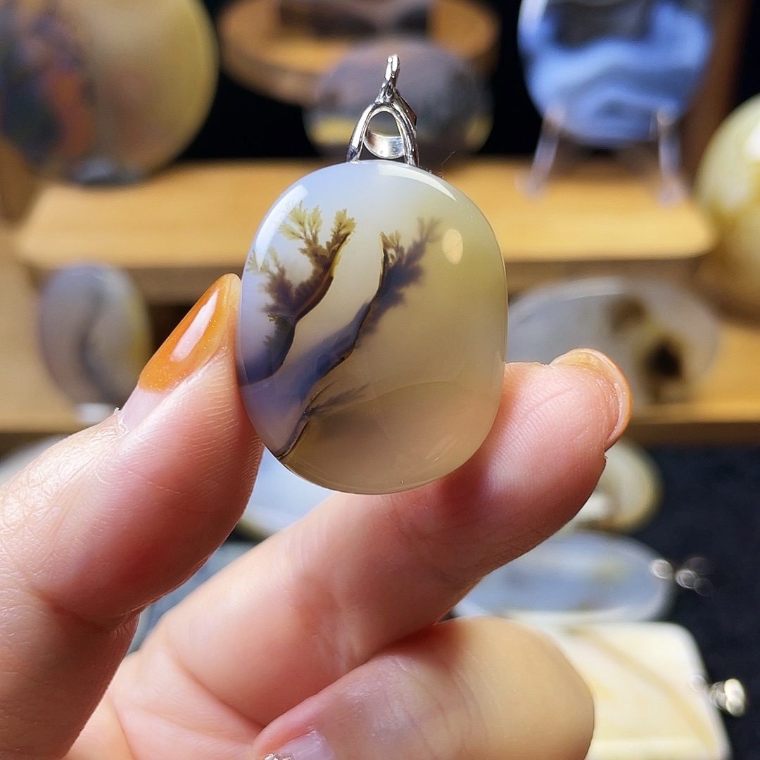 玛瑙/玉髓未镶嵌吊坠