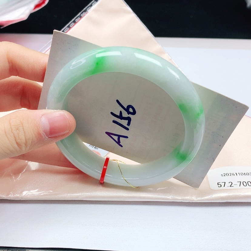 【闪购商品】翡翠手镯未镶嵌天然缅甸a货手镯57+