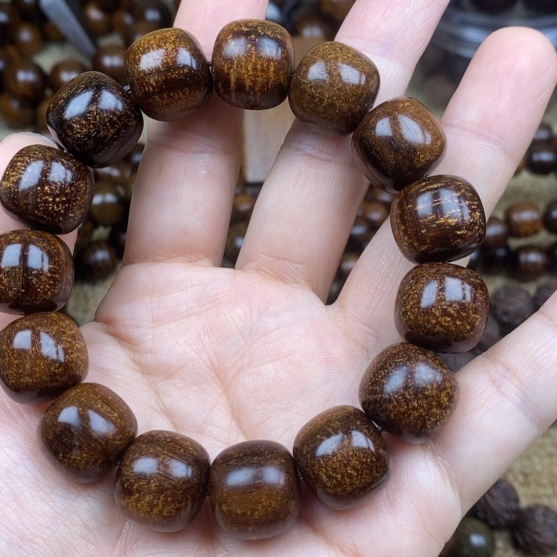 演***生贡木手串/手链1516巴布亚新几内亚贡