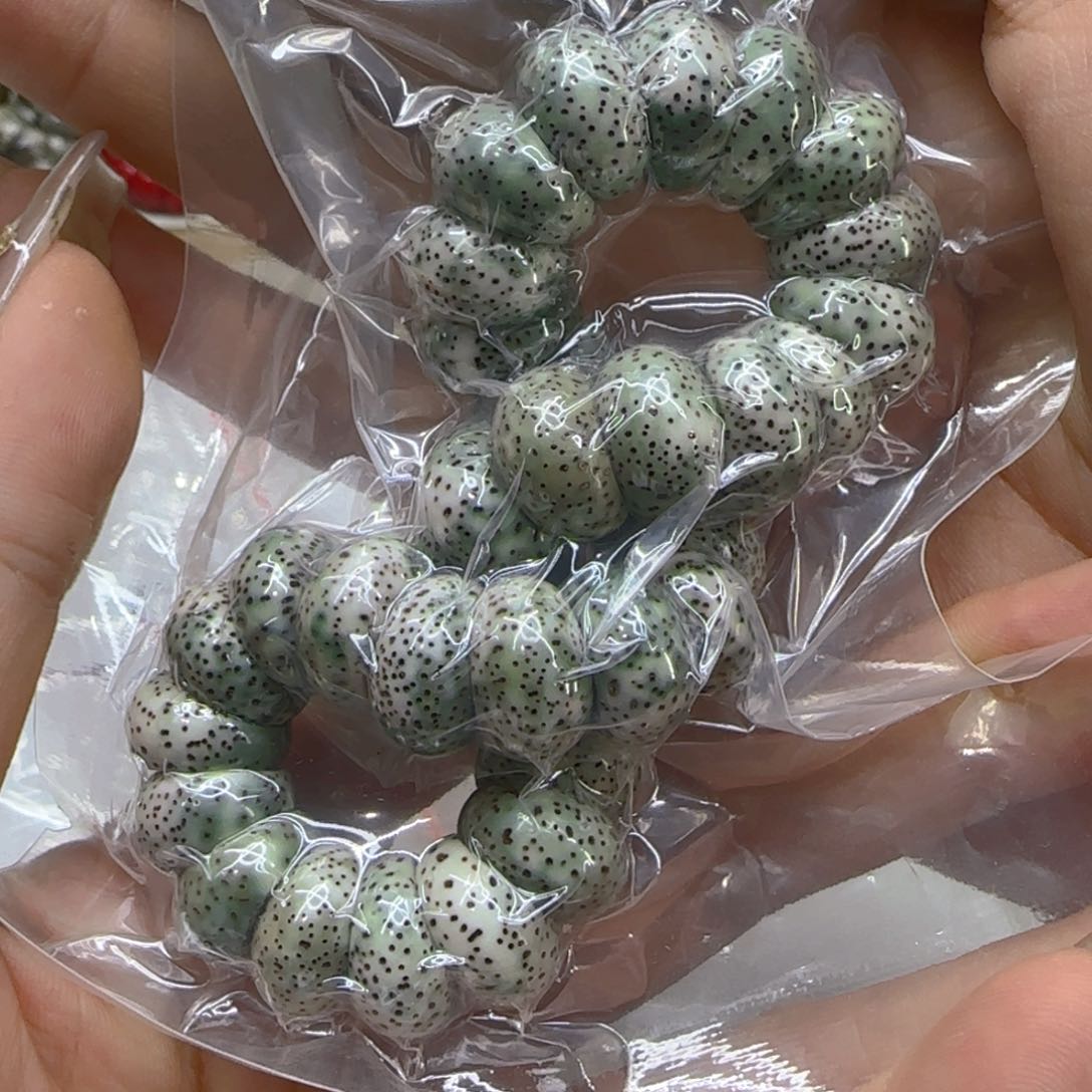 星月菩提手串9傲世石玉星月菩提1.4蒜瓣猪大肠单圈