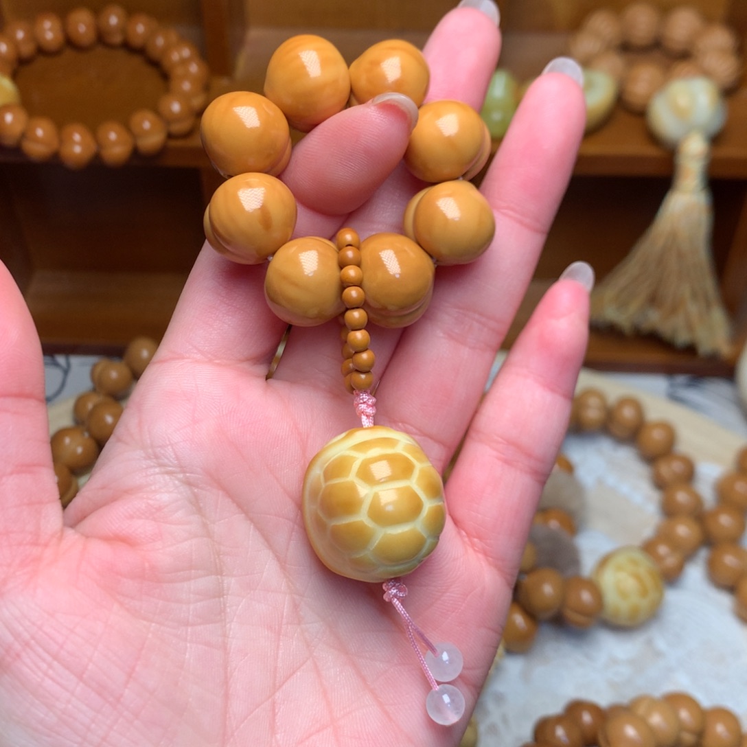 猴头核桃把件15高定屁桃手捻富甲