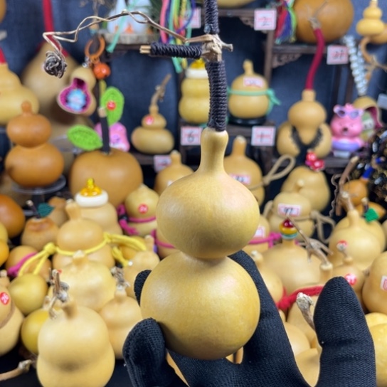 鲨****哈哈哈哈哈哈哈哈