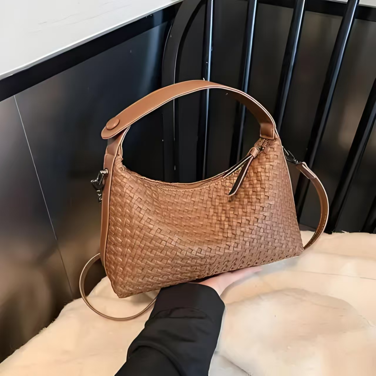 FF女士休闲百搭手袋