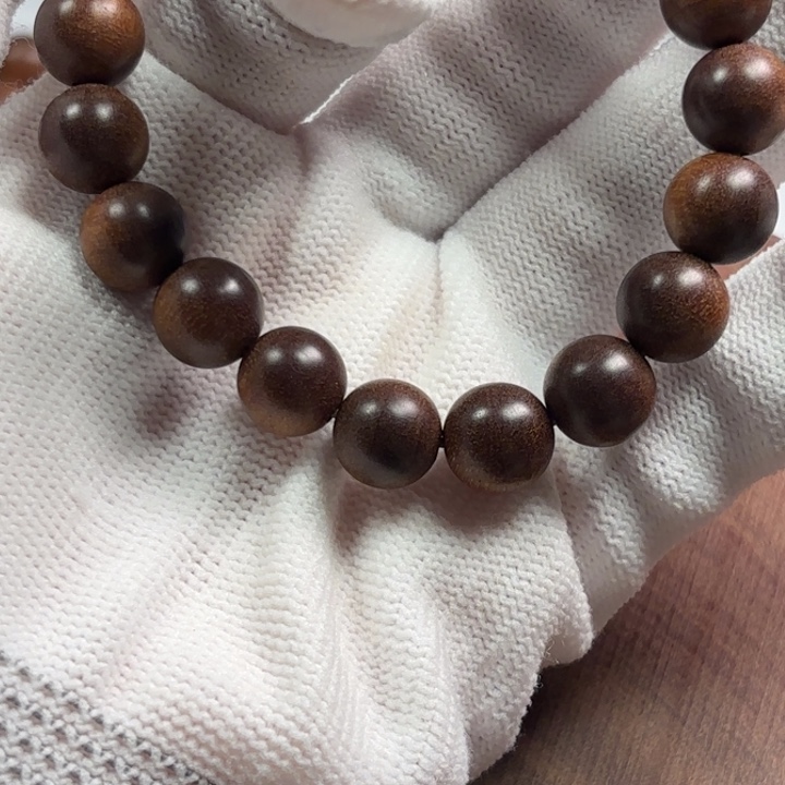 重****饭1.0檀香王黑肉焦甜香