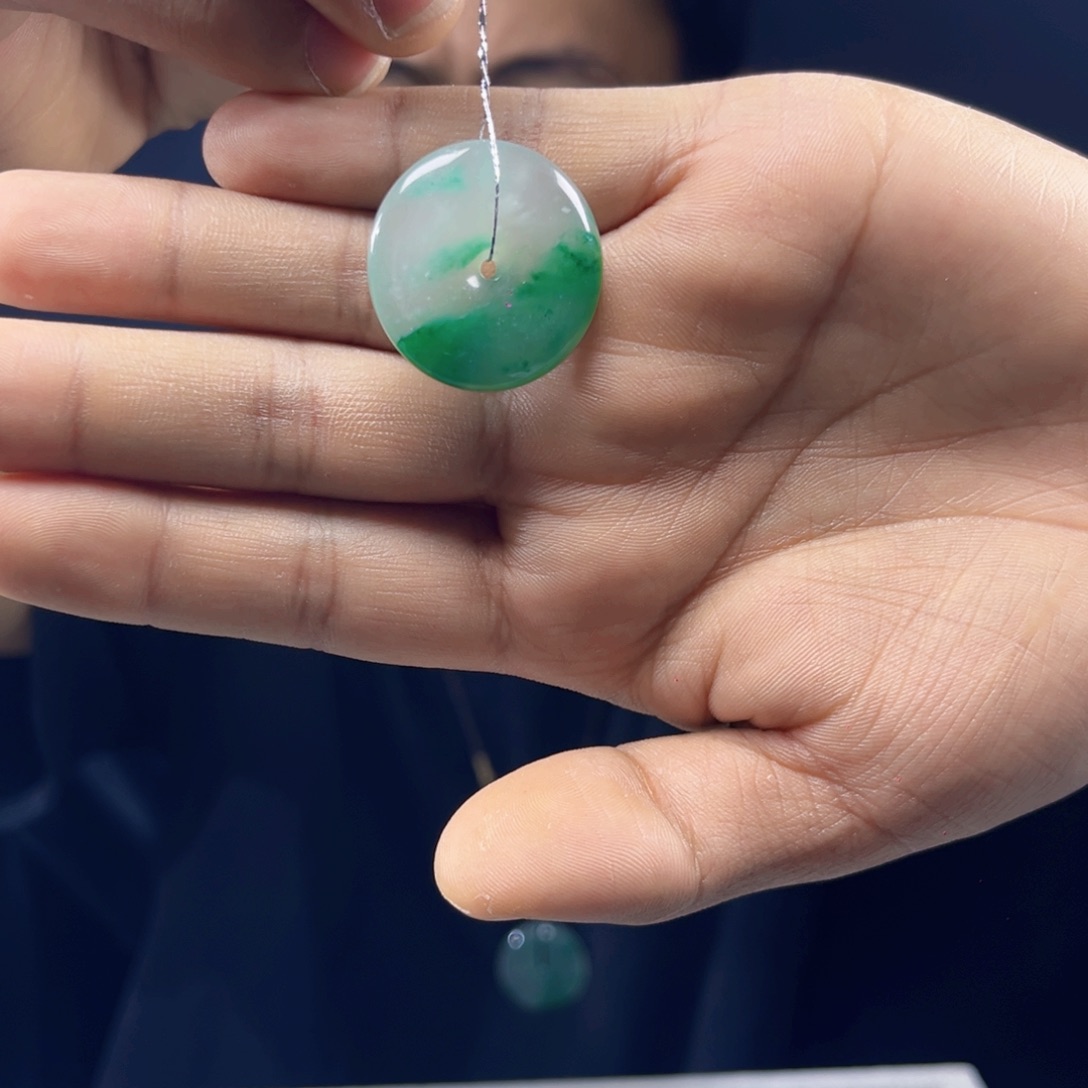 石英质玉吊坠(赠链)未镶嵌