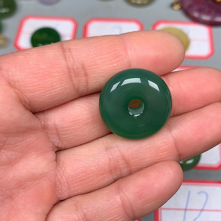 闲***士玛瑙/玉髓未镶嵌颈饰