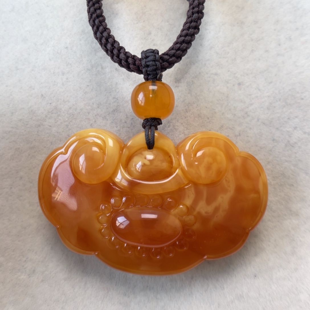 蜜蜡未镶嵌颈饰蜜蜡