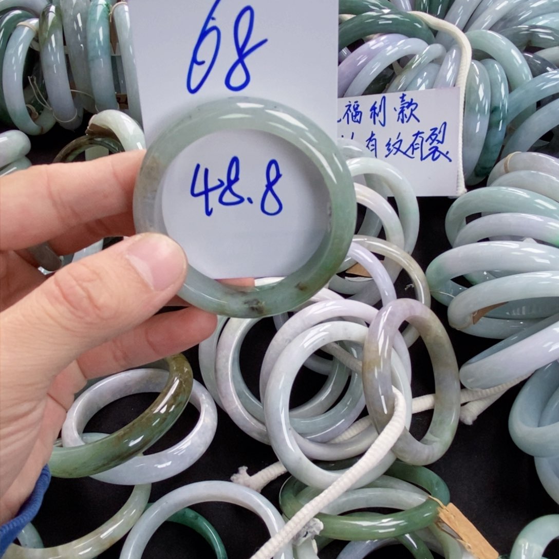 未镶嵌手镯翡翠翡翠手镯