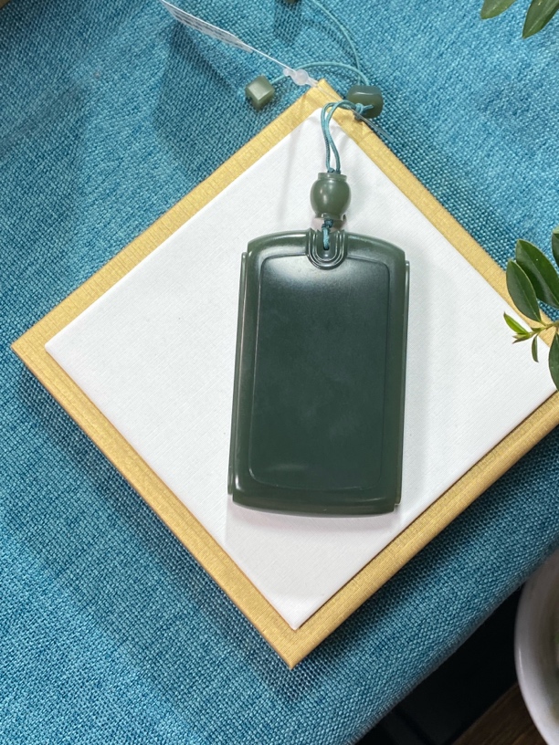 新疆和田玉沙枣清特细平安无事牌男女同款