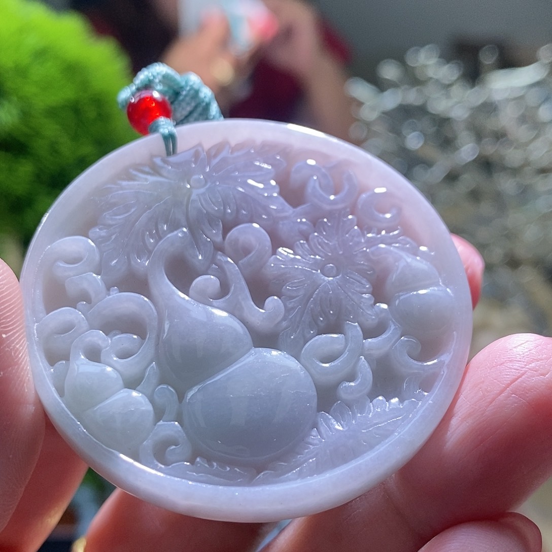 【闪购商品】翡翠未镶嵌颈饰葫芦