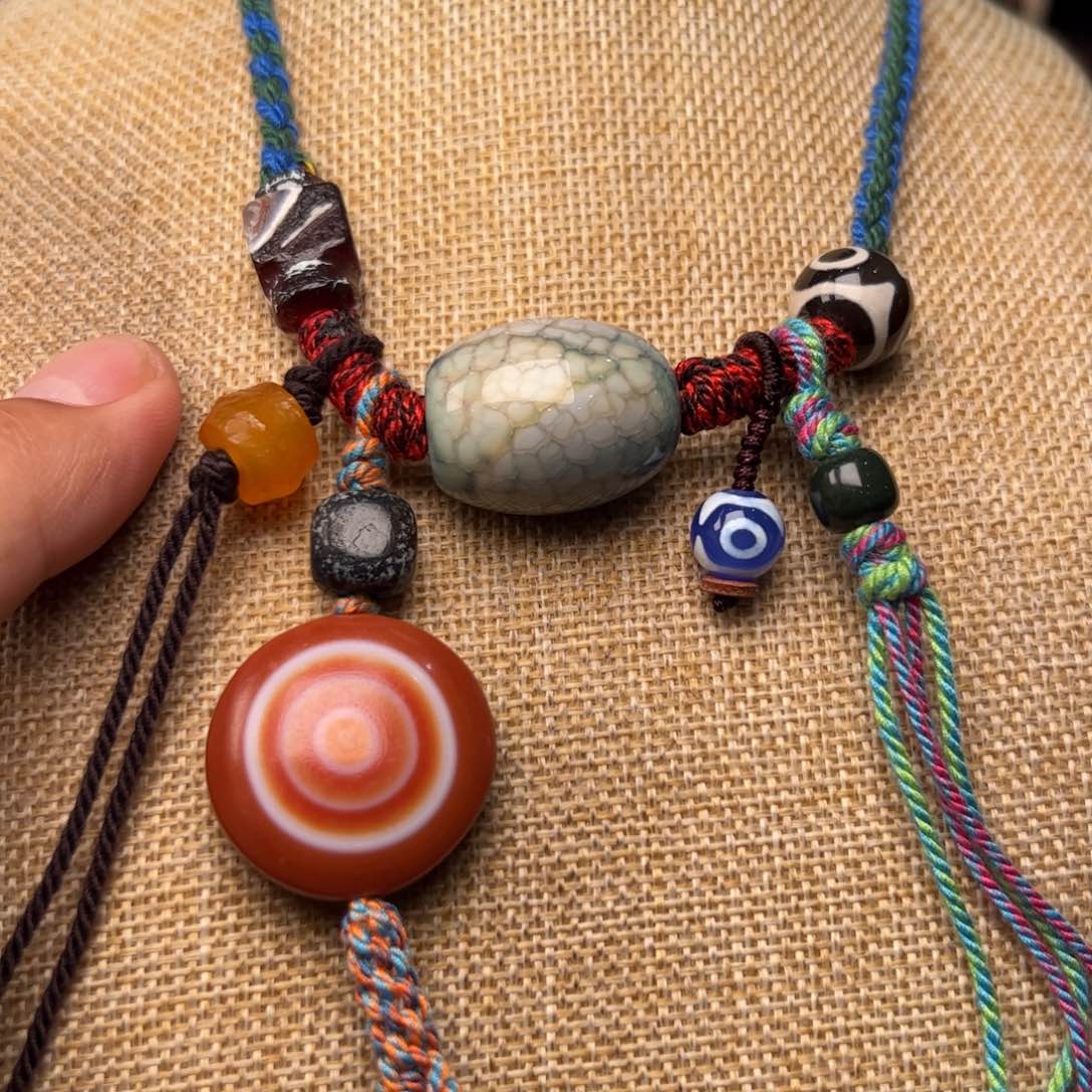 玛瑙/玉髓颈饰未镶嵌