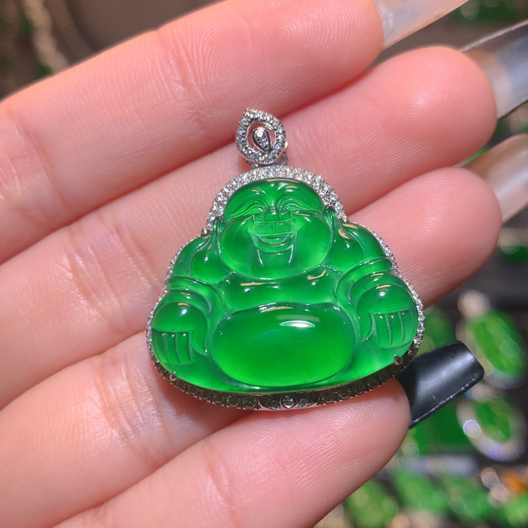 翡翠颈饰18K金镶嵌佛公