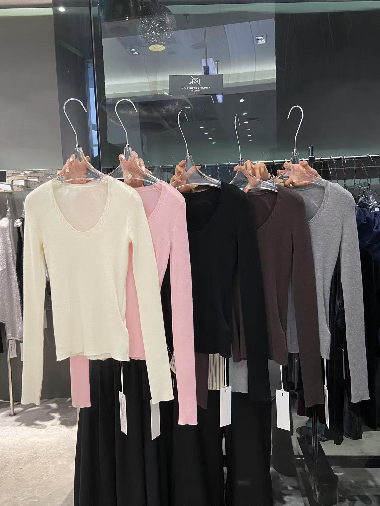 【千蔚】小众设计感原创百搭修身显瘦U领纯色T恤上衣5319299