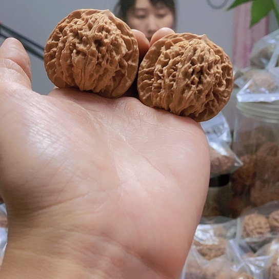 【闪购商品】把件文玩核桃45蟠龙纹