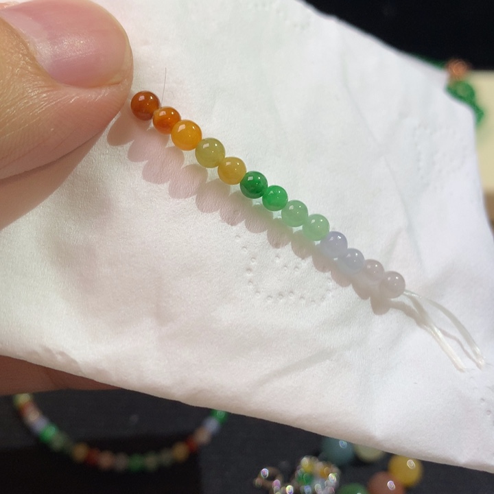 定制翡翠未镶嵌七彩小米米戒指