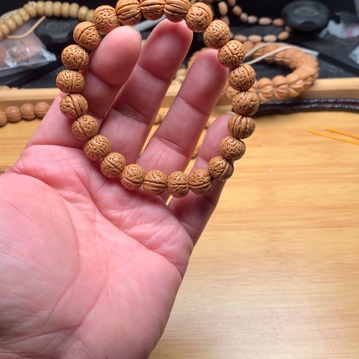 玩***）吊坠文玩核桃野生精品小手串