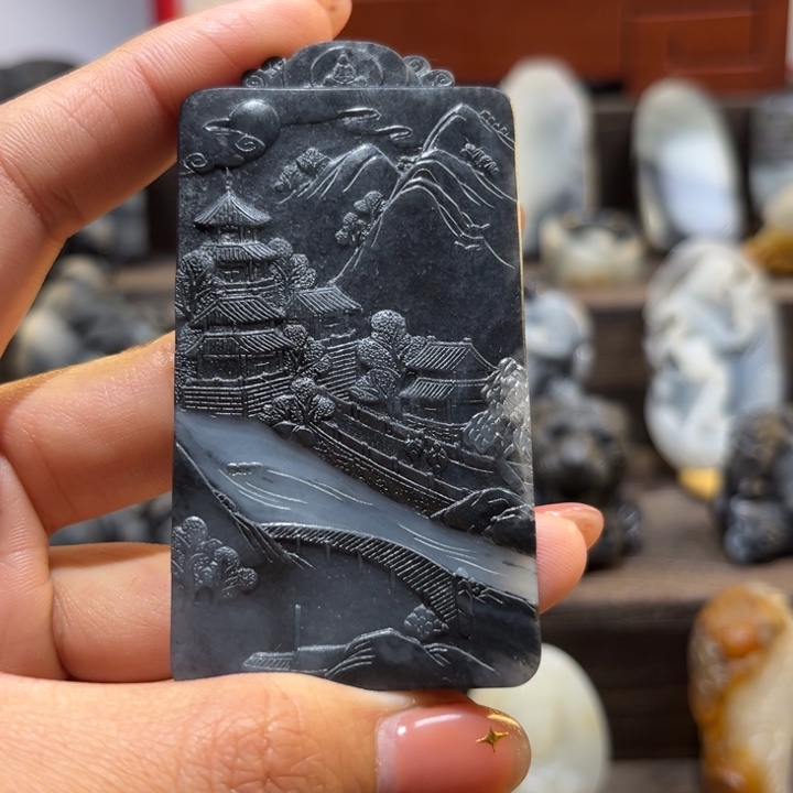 和田玉未镶嵌颈饰