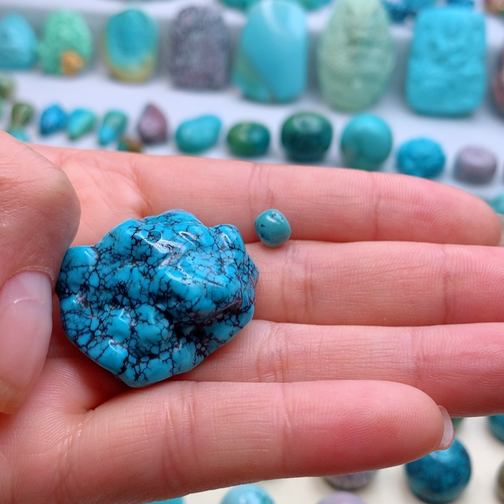 绿松石原矿未镶嵌