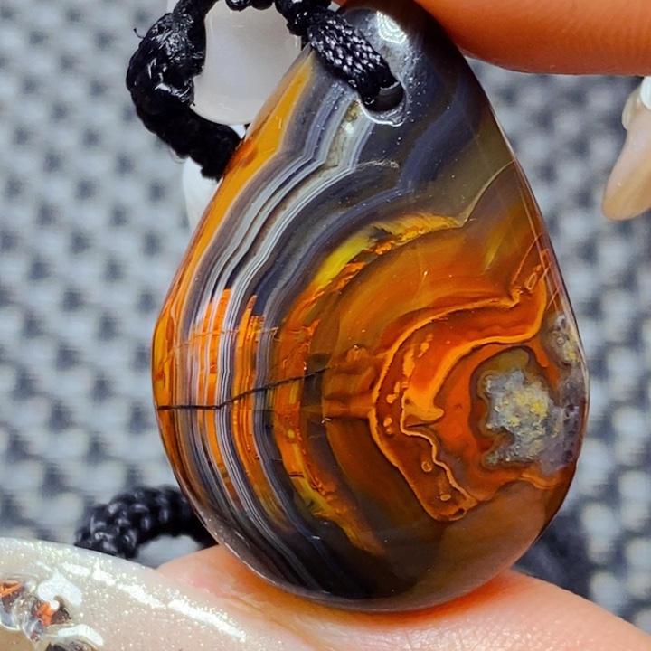 玛瑙/玉髓颈饰未镶嵌