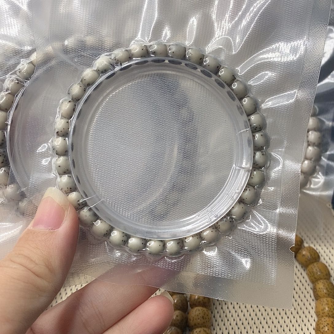 星月菩提吊坠石玉河豚单圈76