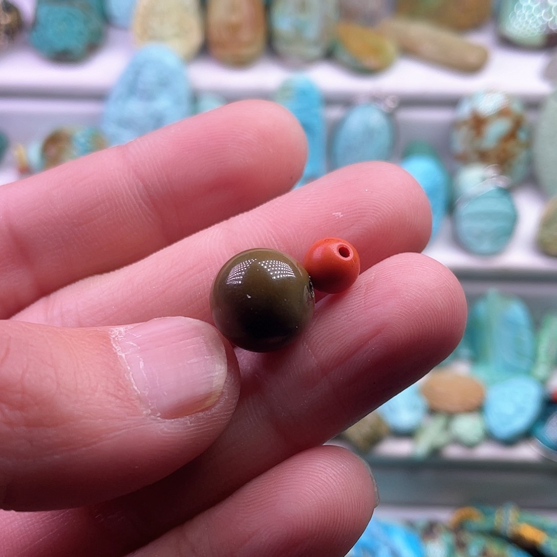 南红玛瑙颈饰未镶嵌