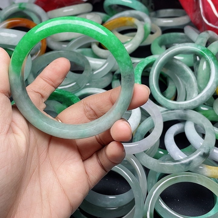 未镶嵌手镯翡翠双*燕