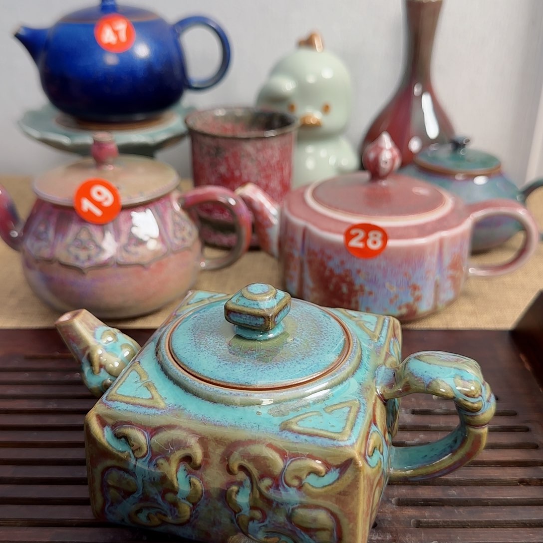 垕瓷甄选微瑕四方壶