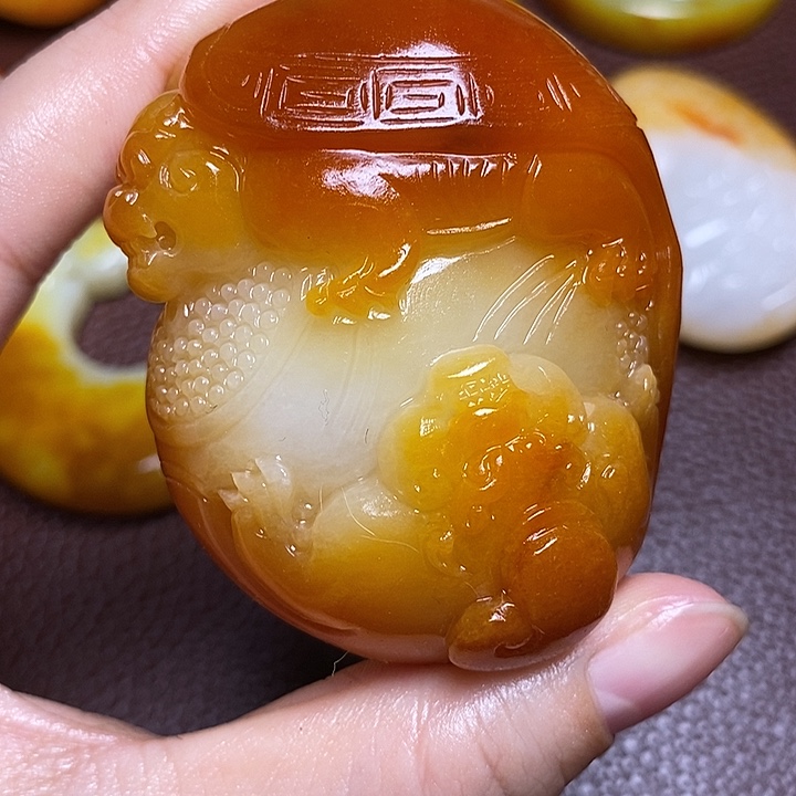 福***道和田玉未镶嵌颈饰