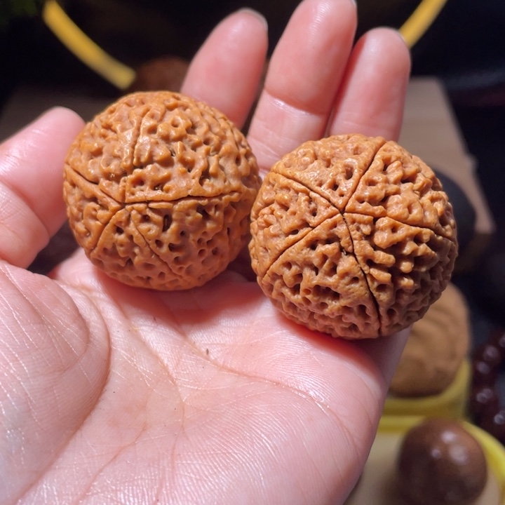 桃核把件五瓣金刚菩提练手
