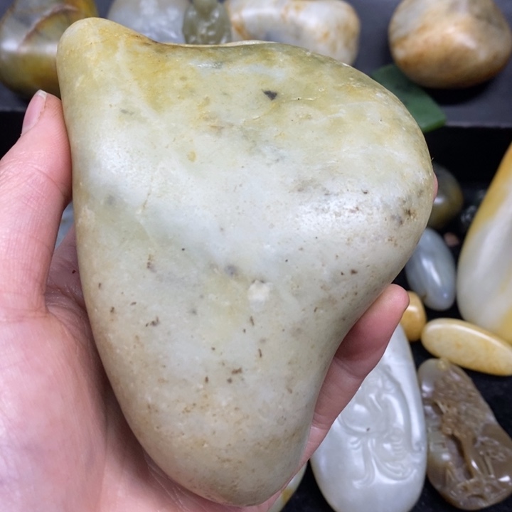 寒***隐和田玉未镶嵌挂件